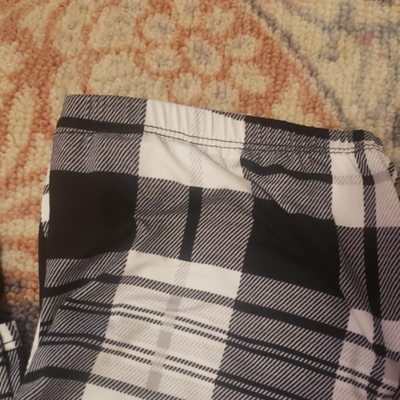 Leggings - Picture 2 of 3